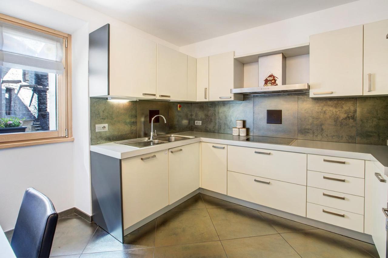 La Maison Du Bonheur Grosio Apartment Luaran gambar
